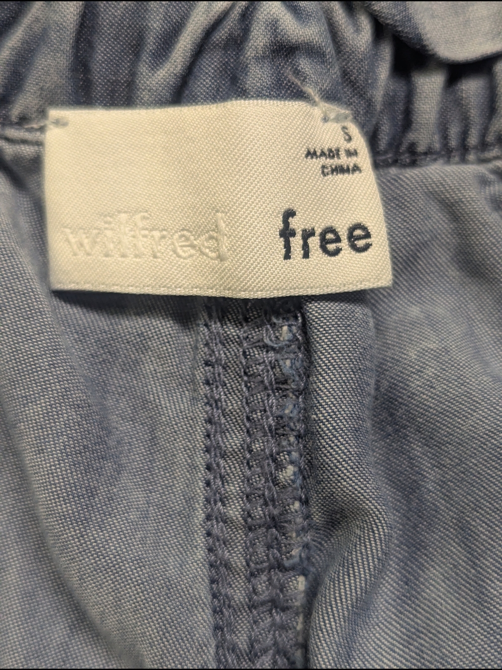 Wilfred Light Blue Elastic Waist Denim Shorts Size S - Picture 2 of 10
